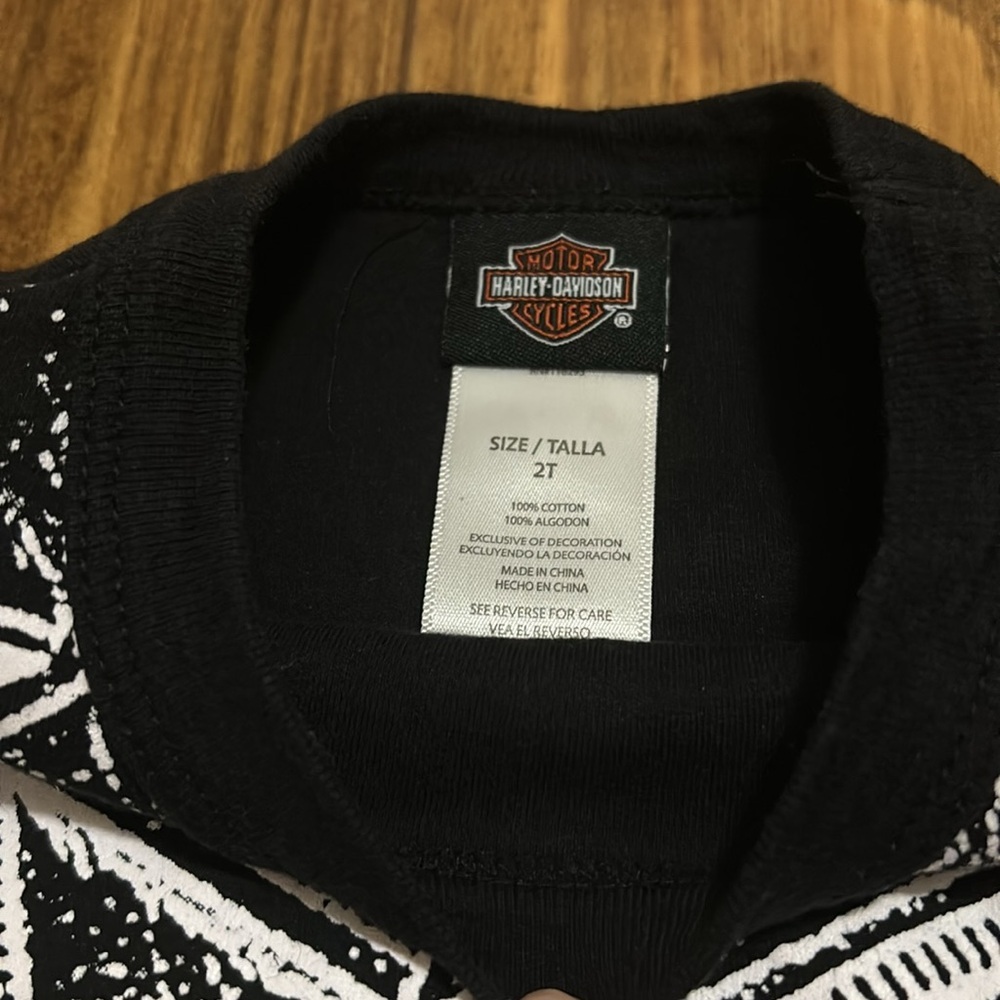 Harley-Davidson Motorcycles 2T Long Sleeve Shirt with Pink Details - Picture 2 of 5